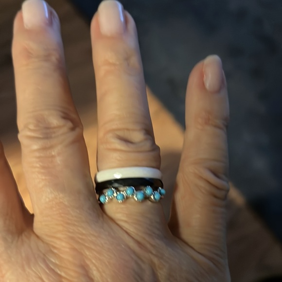 Mermaid Kisses ring - Picture 10 of 11